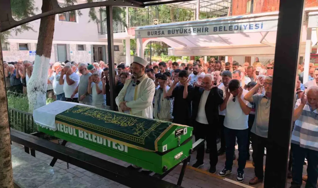 Bursa’nın Gemlik ilçesinde geçirdiği trafik kazasında ağır yaralanan ve kaldırıldığı