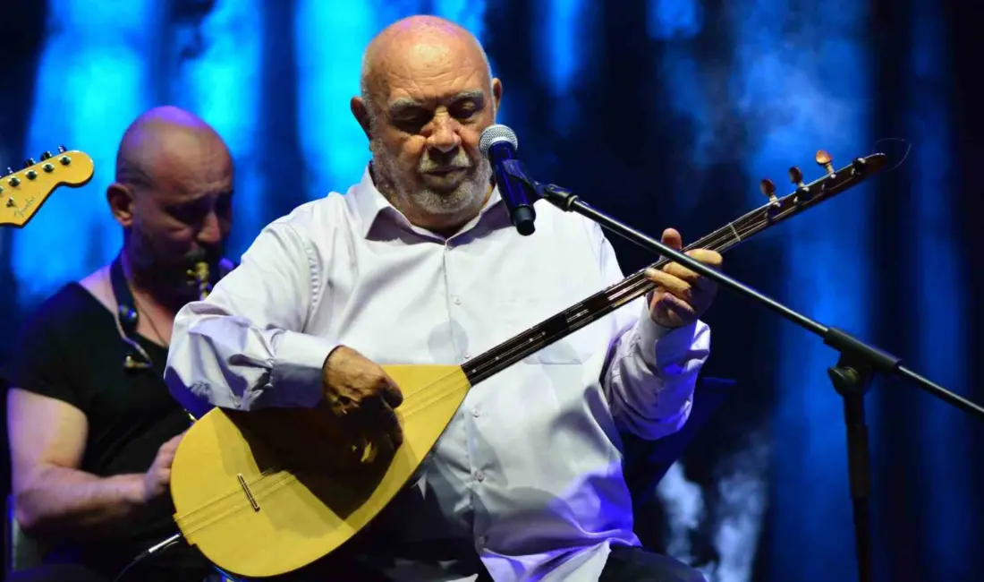 ÇOrum’da gerçekleştirilen 38. Uluslararası Hitit Fuar ve Festivali kapsamında sahne