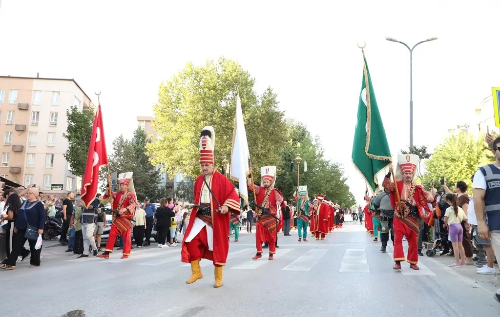 İnegöl’de beklenen gün geldi, İnegöl Belediyesi’nin 39. Uluslararası Kültür Sanat