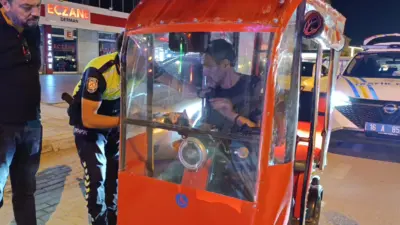 Bursa’nın İnegöl ilçesinde alkollü şekilde triportör kullanan sürücü, polis ekiplerinin