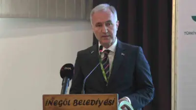 Bursa’nın İnegöl ilçesinde düzenlenen “COP İnegöl-İklim Değişikliği Yerel Taraflar Konferansı”nda