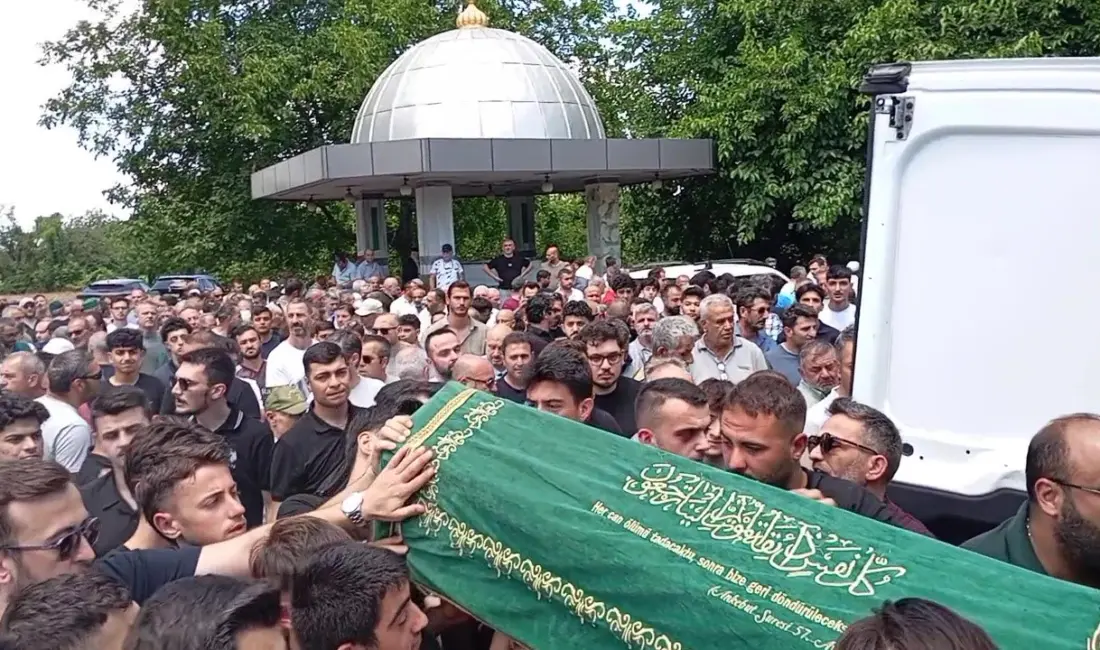 Bursa’nın İznik ilçesinde serinlemek için girdiği gölde hayatını kaybeden 21