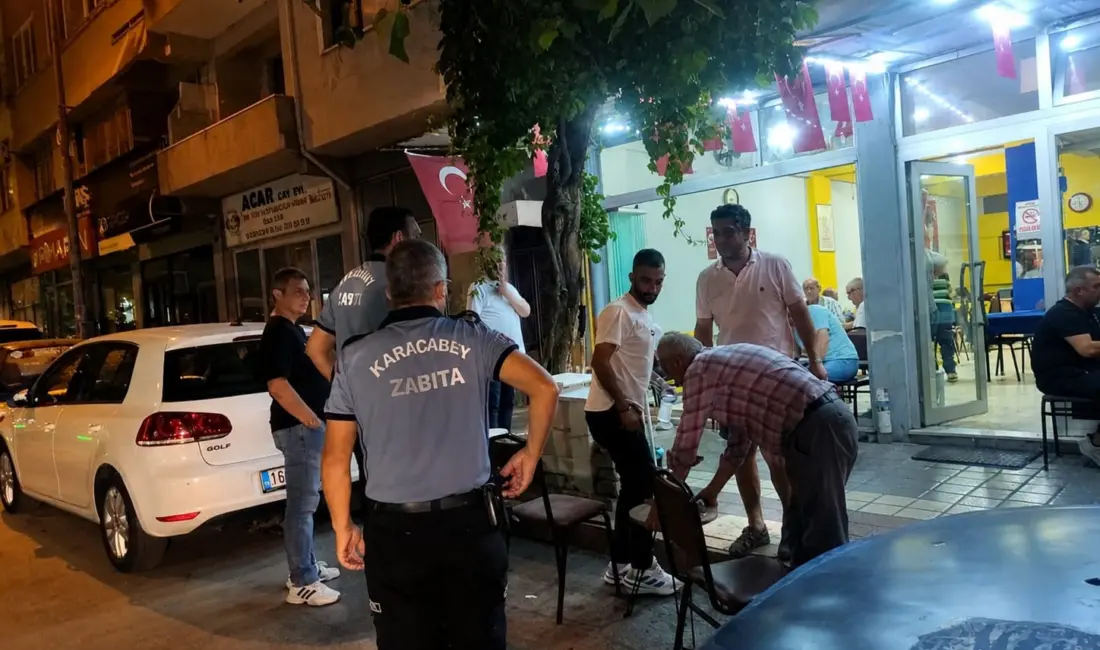 Karacabey Belediyesi Zabıta Müdürlüğü ekipleri, vatandaşların güvenli ve rahat ulaşımını