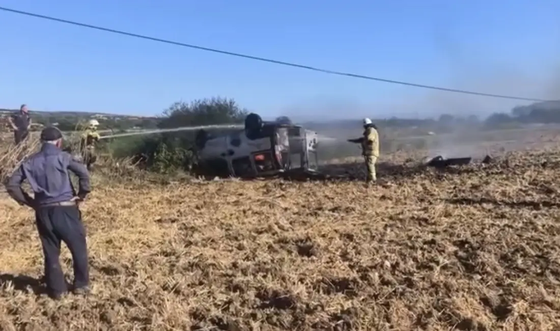 Bursa’nın Karacabey ilçesinde meydana gelen trafik kazasında takla atan otomobil