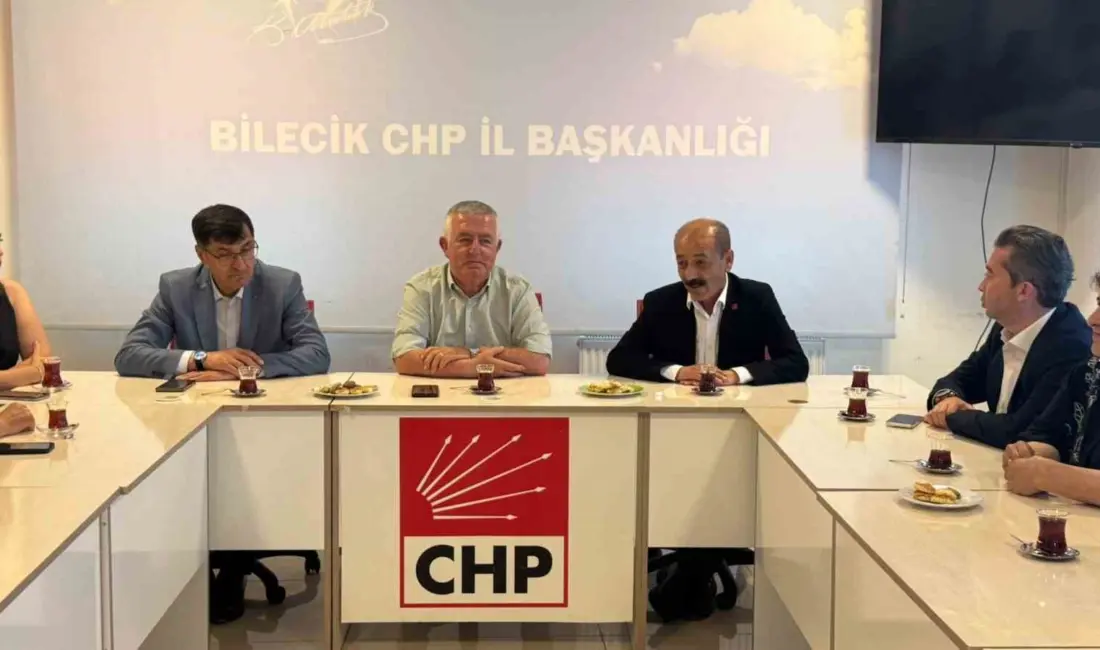 Kütahya Belediye Başkanı Eyüp Kahveci, görevden alınan Cumhuriyet Halk Partisi