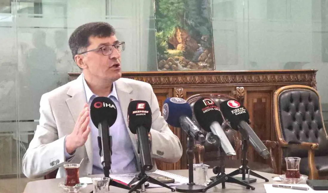 Kütahya Belediye Başkanı Eyüp Kahveci, belediyede mobbing uygulandığı yönündeki söylemler