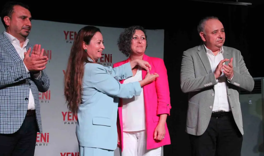 YENİ Parti Genel Başkanı Özgür Özel’in memleketi Manisa’da CHP’den ayrılan