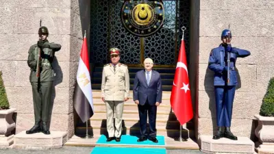 Milli Savunma Bakanı Yaşar Güler, Mısır Silahlı Kuvvetler Başkomutanı ve
