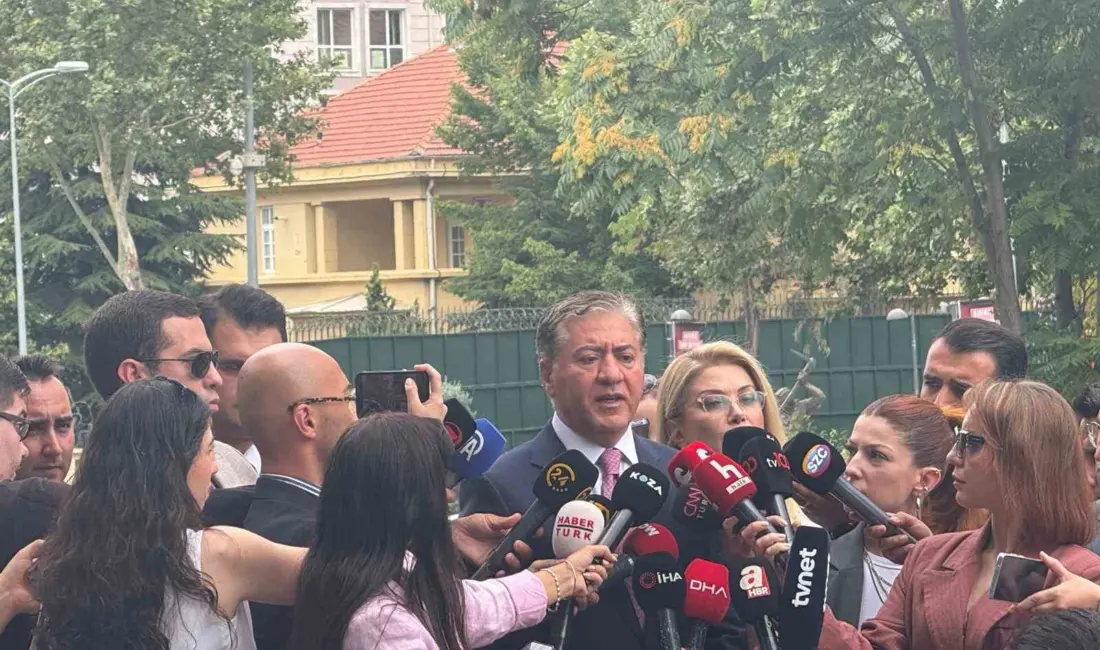 Cumhuriyet Halk Partisi’nden (CHP) istifa eden Ankara Milletvekili Murat Emir,