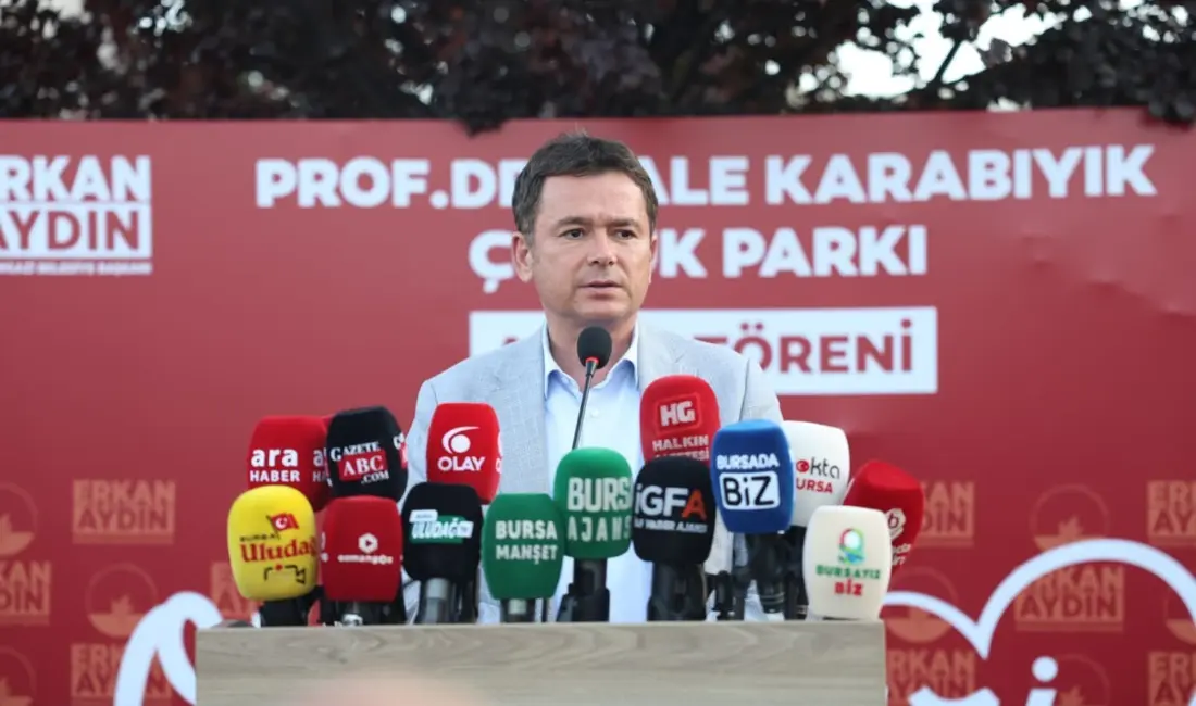 Osmangazi Belediyesi, geçtiğimiz yıl hayatını kaybeden akademisyen ve siyasetçi Prof.
