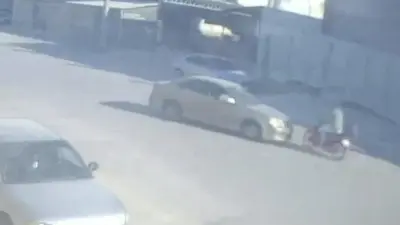Bursa’nın İnegöl ilçesinde, otomobil ile motosikletin çarpıştığı trafik kazasında motosiklet