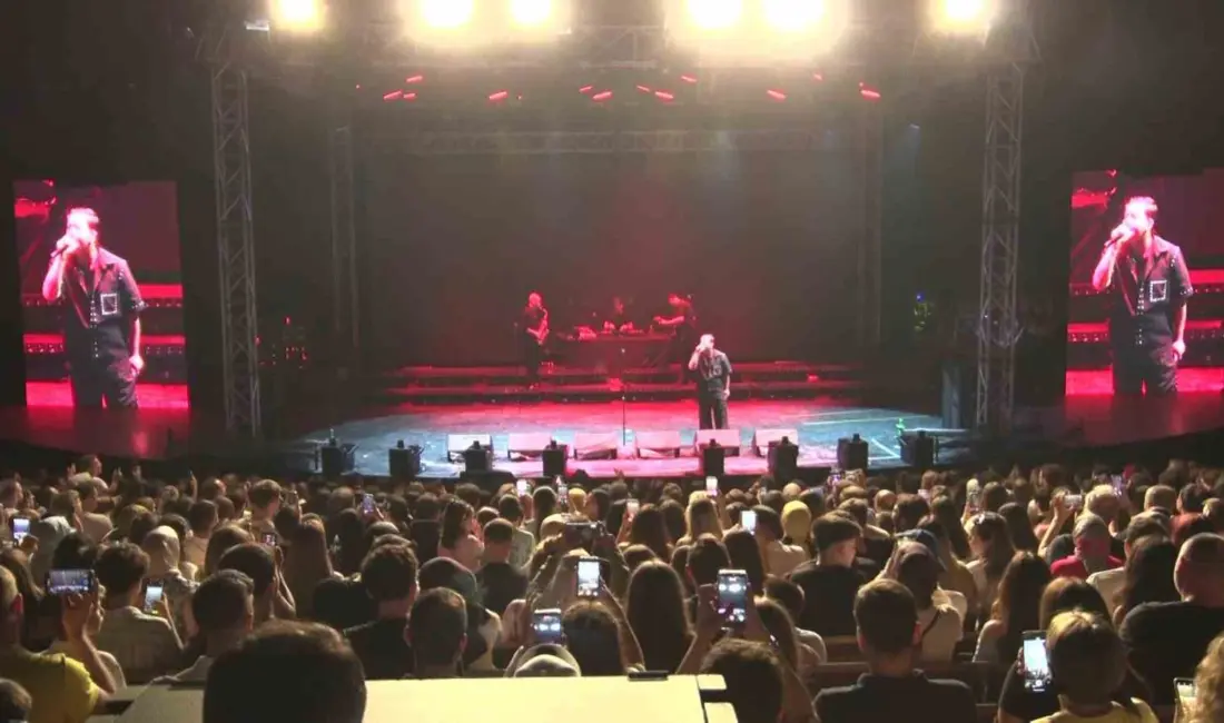 64. Uluslararası Bursa Festivali kapsamında Bursa’da sahne alan rap müziğin