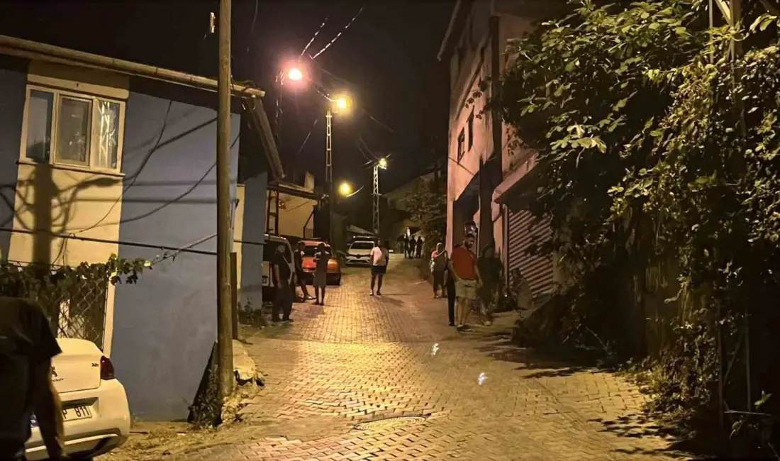 Bursa’da pompalı tüfekle sokağa gelen şüpheli, mahalle sakinlerinin uyarılarına rağmen
