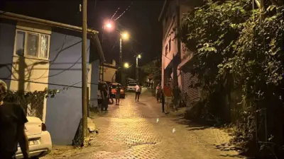 Bursa’da pompalı tüfekle sokağa gelen şüpheli, mahalle sakinlerinin uyarılarına rağmen