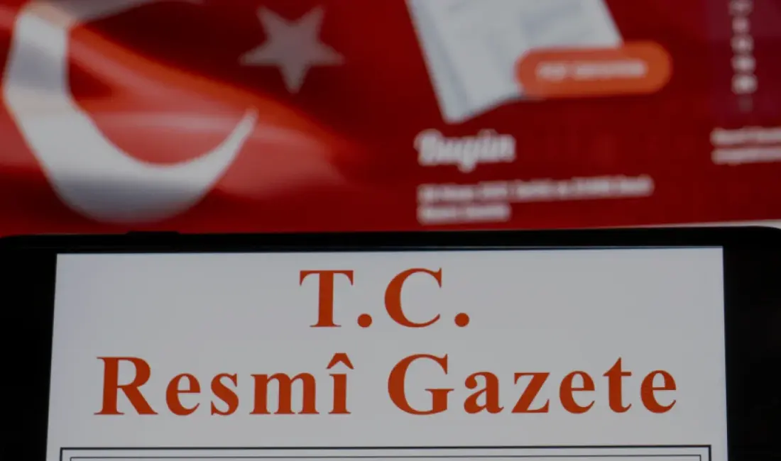 Resmî Gazete'de yayımlanan Cumhurbaşkanlığı kararlarıyla YÖK üyeleri belirlendi ve 8