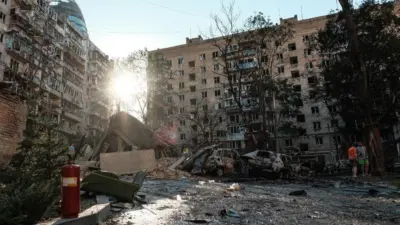 Rusya’nın Ukrayna’nın başkenti Kiev’e düzenlediği saldırıda 10 kişi hayatını kaybetti,