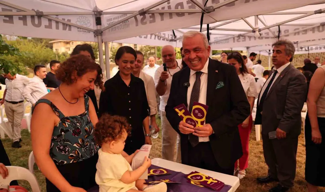 Nilüfer Belediye Başkanı Şadi Özdemir, mahalle sakinleriyle bir araya gelmek
