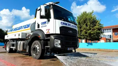 Samsun Canik Belediye Başkanı İbrahim Sandıkçı, belediyenin araç filosunu yeni