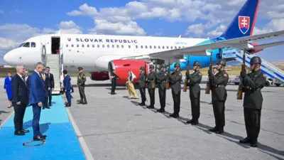 NATO Liderler Zirvesi kapsamında, Slovakya Cumhurbaşkanı Peter Pellegrini ve Slovenya