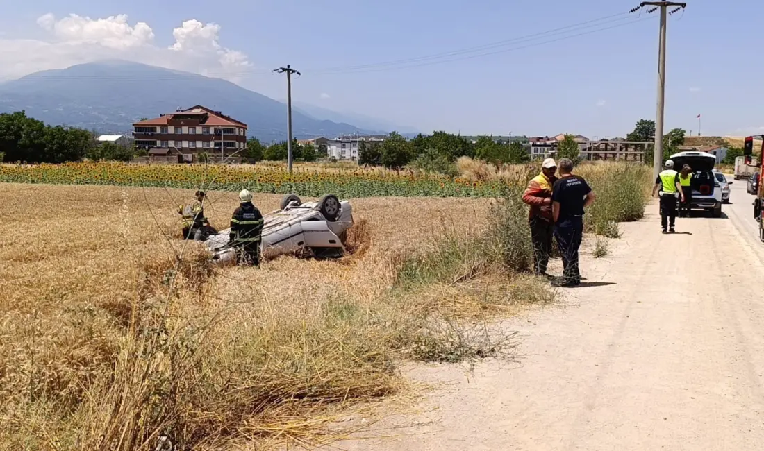 Bursa’nın İnegöl ilçesinde meydana gelen trafik kazasında takla atarak buğday