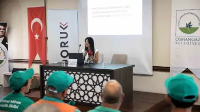 Osmangazi Belediyesi’nin Dünya Hepatit Günü kapsamında düzenlediği eğitimde, Temizlik İşleri