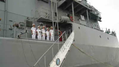 Türk Deniz Kuvvetleri Komutanlığı’na bağlı TCG Oruçreis, ABD’nin 250’nci kuruluş