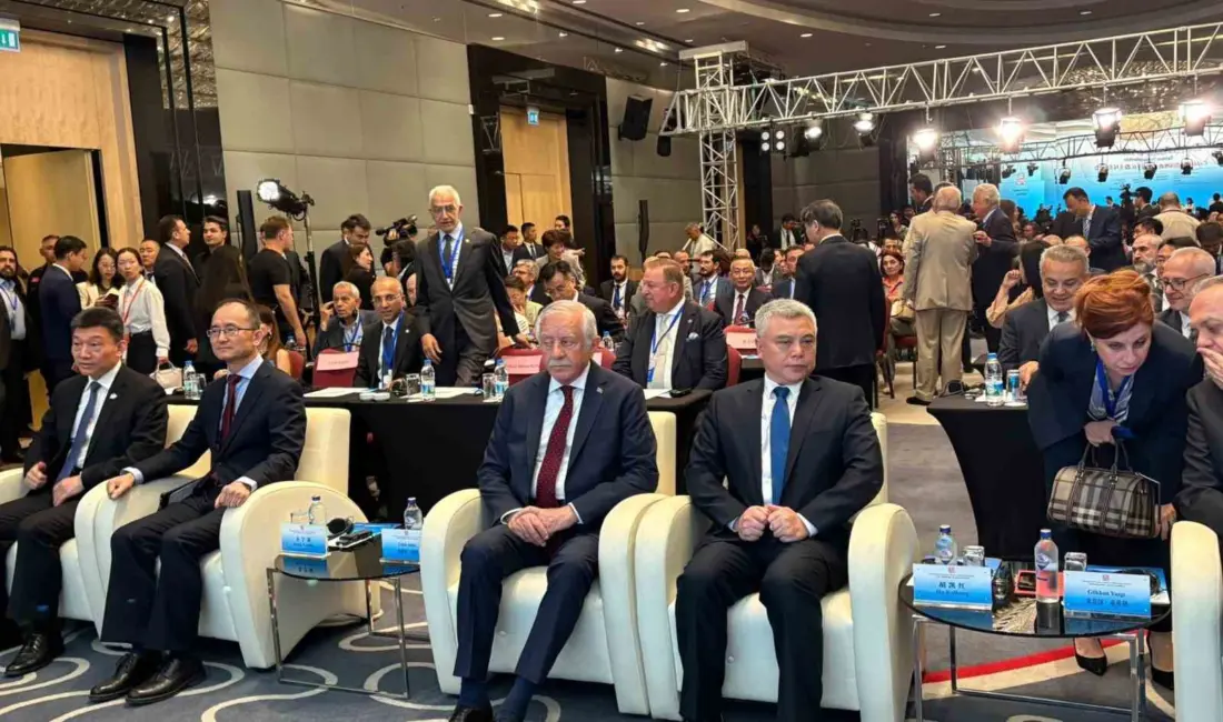 ‘Xi Jinping: Çin’in Yönetimi’ kitabının 5. cildi Çin Halk Cumhuriyeti