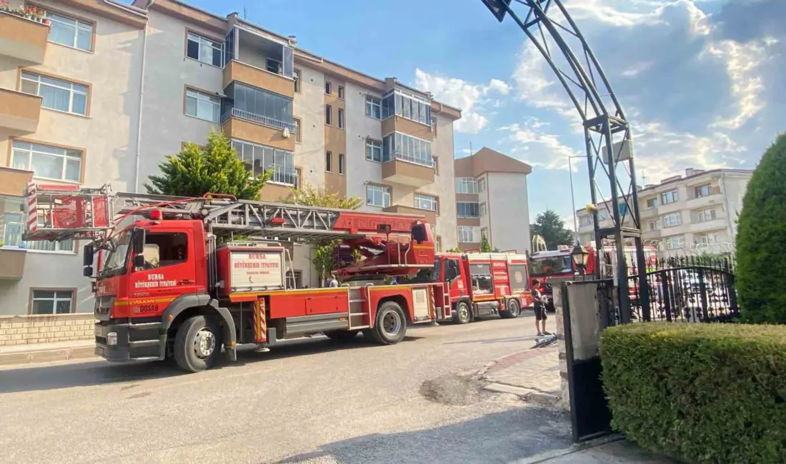 Bursa’nın İnegöl ilçesinde 5 katlı bir apartmanın en üst katında