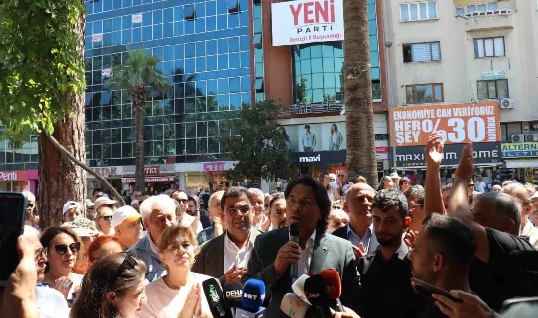 Denizli’de CHP teşkilatının büyük bölümünün Yeni Parti çatısı altında birleştiği