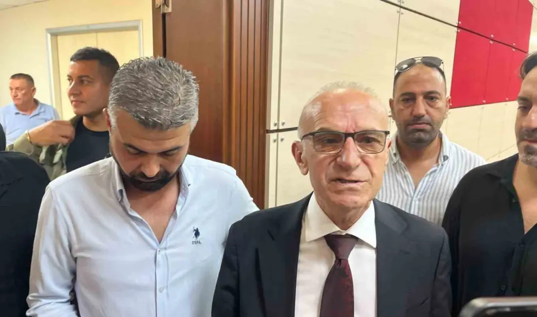 Adana’da Yüreğir Belediyesi Başkanvekilliği için mecliste yapılan dördüncü tur oylamada