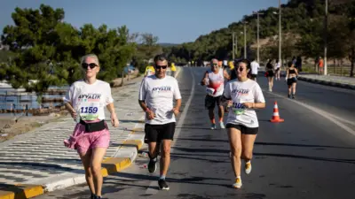 Uluslararası Ayvalık Kurtuluş Yarı Maratonu, 11-13 Eylül tarihleri arasında gerçekleştirilecek.