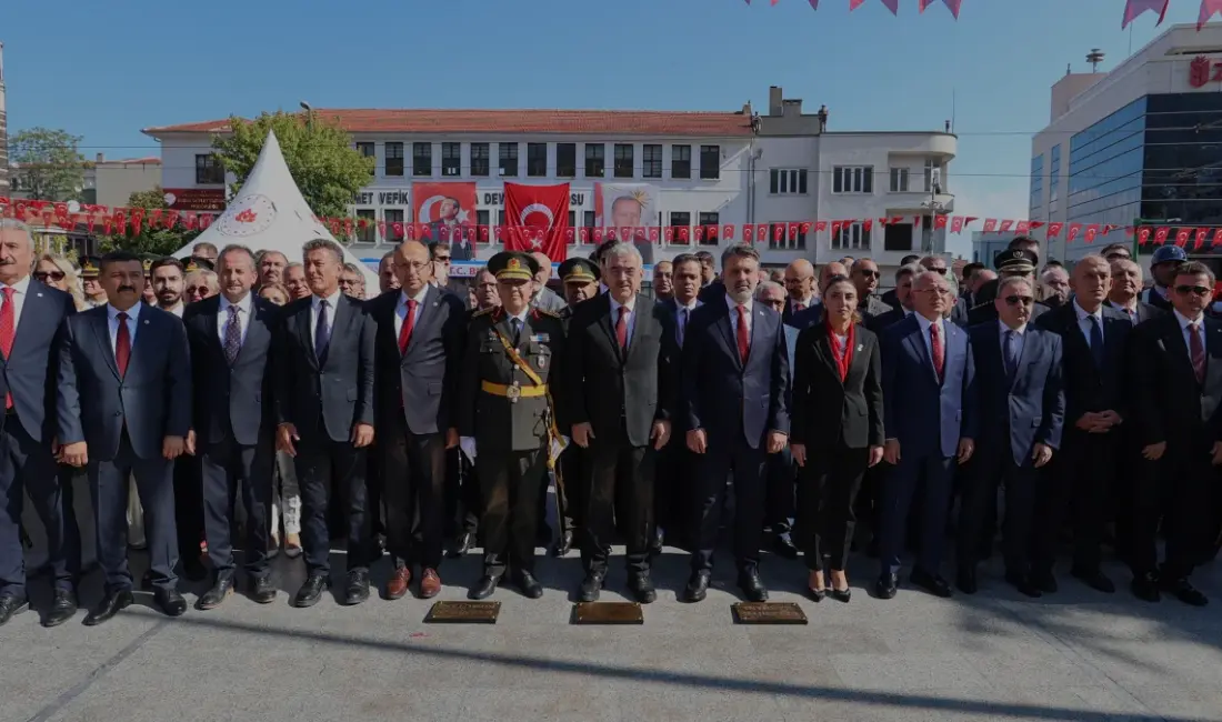 30 Ağustos Zafer Bayramı'nın 104. yıl dönümü, Vali Erol Ayyıldız'ın