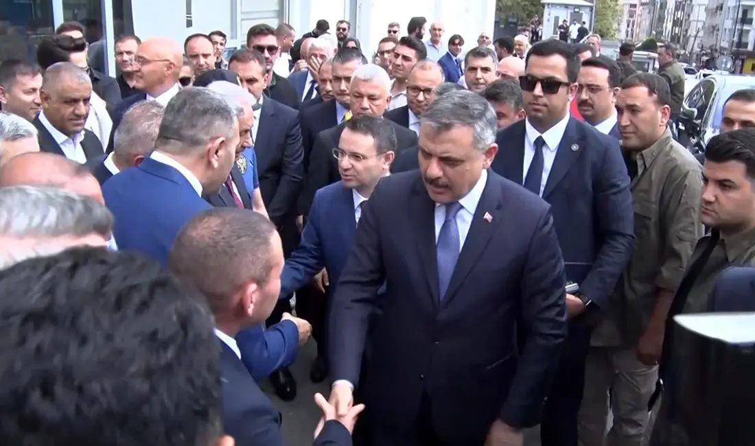 Adalet Bakanı Akın Gürlek ile İçişleri Bakanı Mustafa Çiftçi, bir