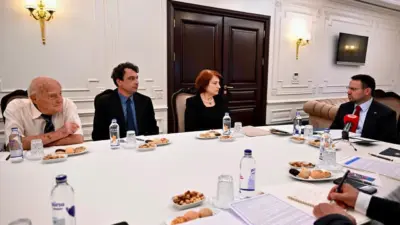 Adalet Bakanı Akın Gürlek, 24 Ocak 1993’te Ankara’da evinin önünde