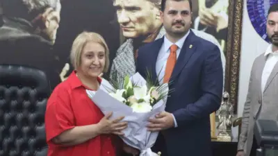 AK Parti Genel Sekreteri ve İzmir Milletvekili Eyyüp Kadir İnan,