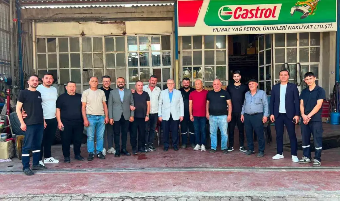 AK Parti Bilecik heyeti Küçük Sanayi Sitesi esnafıyla bir araya