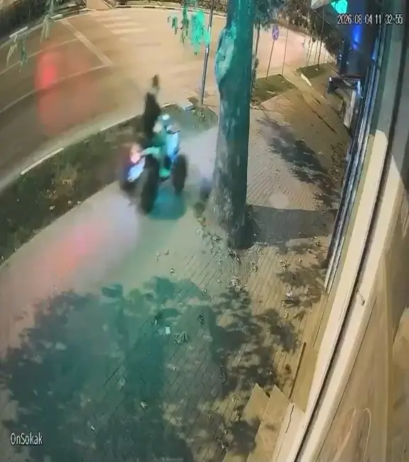 Bursa’da dün gece saatlerinde aracın hızla çarptığı ATV sürücüsü, olay