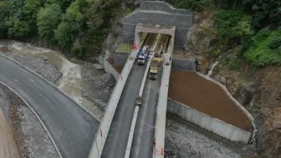 Ulaştırma ve Altyapı Bakanı Uraloğlu, Ayder yolunda 2 kilometrelik yeni