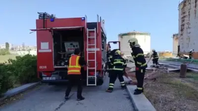 Azerbaycan’ın başkenti Bakü’de bulunan bir petrol tankında çıkan yangın, itfaiye
