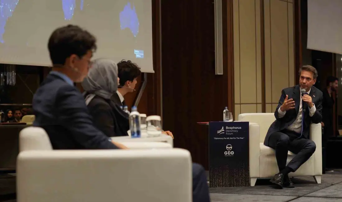 Enerji ve Tabii Kaynaklar Bakanı Alparslan Bayraktar, Terörsüz Türkiye sürecinin