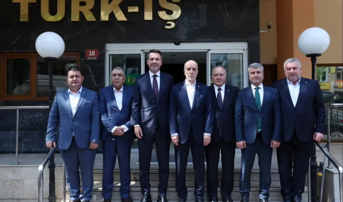 Enerji ve Tabii Kaynaklar Bakanı Alparslan Bayraktar, Türkiye İşçi Sendikaları