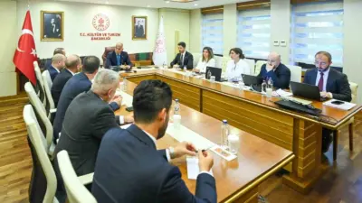 Kültür ve Turizm Bakanı Mehmet Nuri Ersoy, Turizm İşletmecileri ve