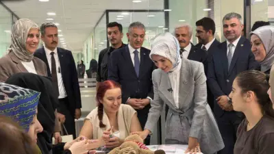 Aile ve Sosyal Hizmetler Bakanı Mahinur Özdemir Göktaş, bir dizi
