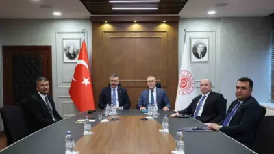 Çalışma ve Sosyal Güvenlik Bakanı Vedat Işıkhan, İçişleri Bakanı Mustafa