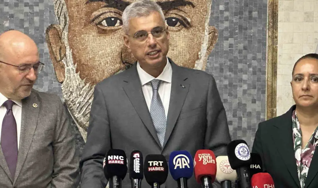 Sağlık Bakanı Kemal Memişoğlu, “Büyük hastanelerimiz başta olmak üzere hepsine