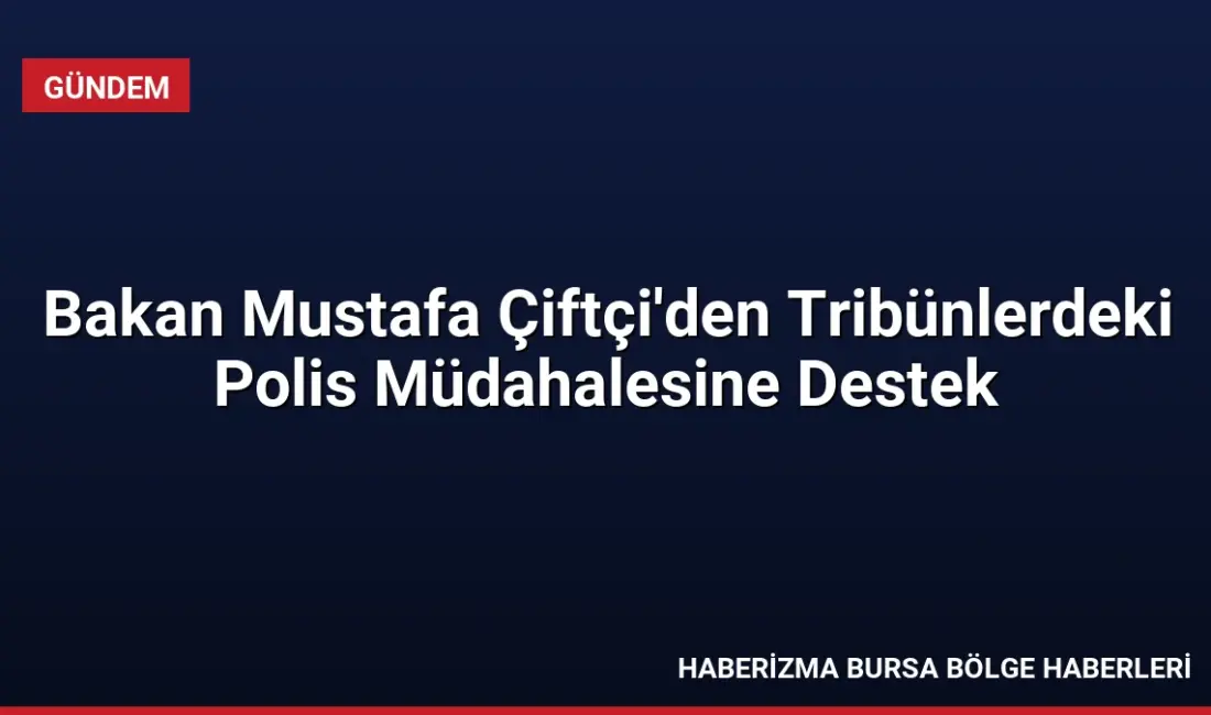 İçişleri Bakanı Mustafa Çiftçi, Gençlerbirliği maçında Fenerbahçe formalı bir çocuğu