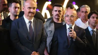 Hazine ve Maliye Bakanı Mehmet Şimşek, çeşitli temaslarda bulunmak üzere