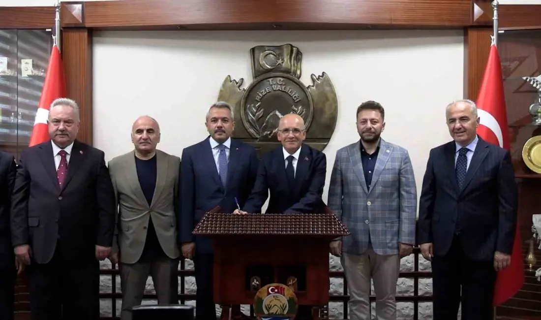 Hazine ve Maliye Bakanı Mehmet Şimşek, bir dizi resmi program