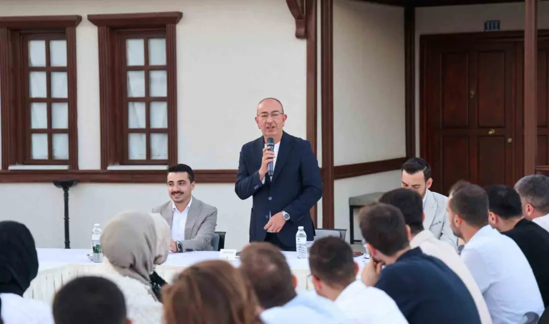 Konya’nın merkez Meram ilçe Belediye Başkanı Mustafa Kavuş, AK Parti