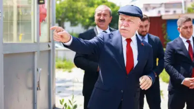 Erzurum Büyükşehir Belediye Başkanı Mehmet Sekmen, Yakutiye ilçesindeki tarihi Hacı